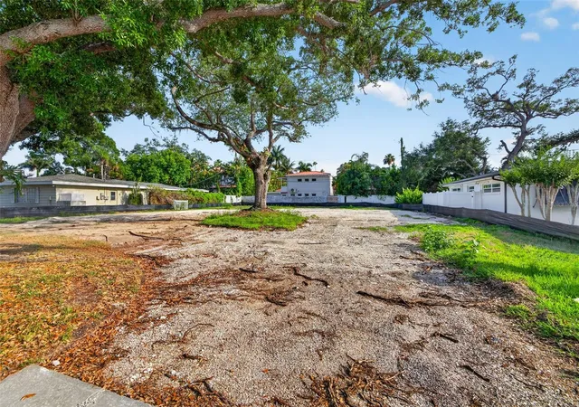 Photo 3 of Land for sale at 289 Rafael Blvd NE, St Petersburg, FL 33704 | MLS# TB8509901 | Listing updated on 2026-08-30
