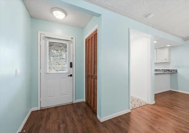 5th image of 430 Hillcrest Dr Se, Winter Haven, FL 33884 | MLS# L4961985