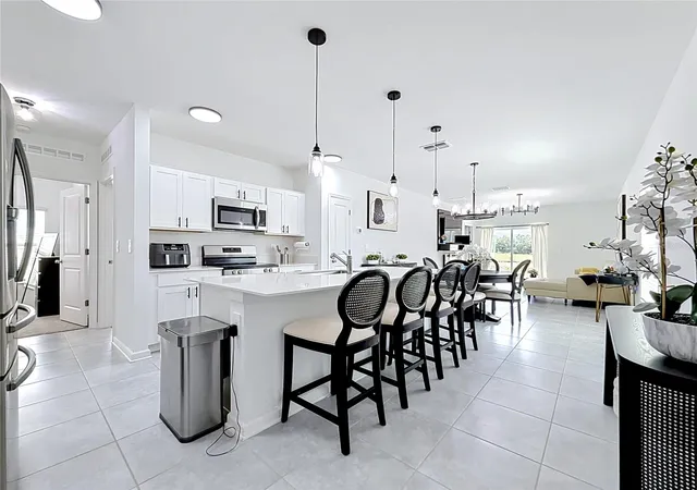 4th image of 1688 Teagan Ln, Winter Haven, FL 33884 | MLS# TB8509963