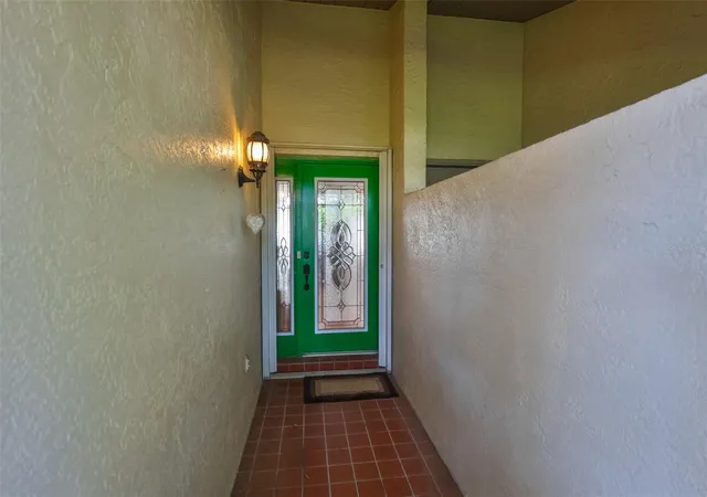 2nd image of 2611 Lancaster Dr #33, Sun City Center, FL 33573 | MLS# TB8509979