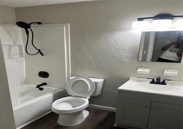 Photo 3 of Single family home for sale at 1606 NW 20th Court, Ocala, FL 34475 | MLS# OM724932 | Listing updated on 2026-06-17