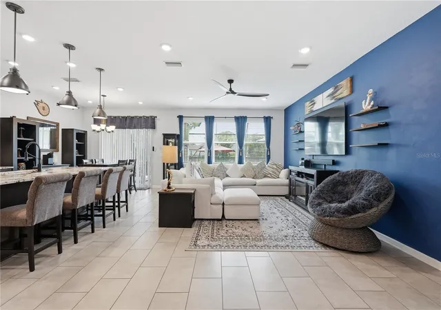 5th image of 13212 Saw Palm Creek Trl, Lakewood Ranch, FL 34211 | MLS# O6408920