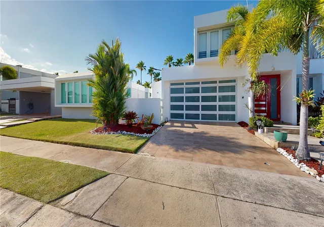 Homes for sale in Dorado, PR | D7 Zafiro, Dorado, PR 00646 | MLS# PR9121453