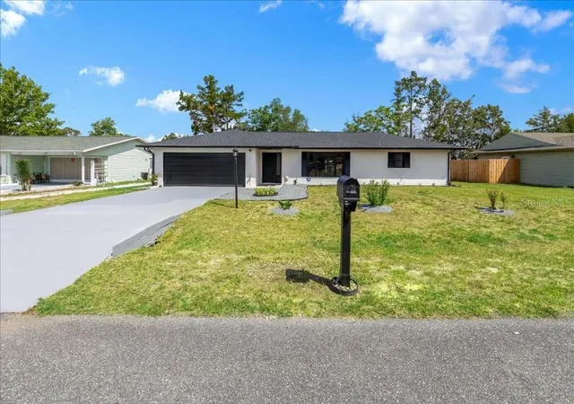 2nd image of 59 Silver Pl, Ocala, FL 34472 | MLS# TB8510055