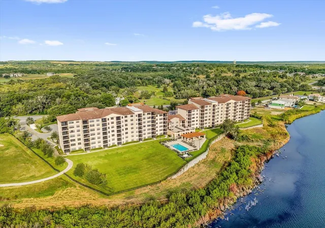 41st image of 16300 County Road 455 #410, Montverde, FL 34756 | MLS# G5112537