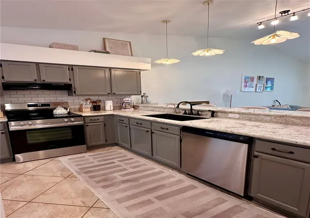 4th image of 824 Nw 124Th Dr, Newberry, FL 32669 | MLS# GC540420