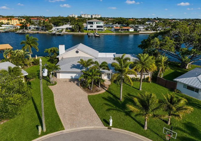 Photo 1 of Land for sale at 1276 37th Avenue NE, Saint Petersburg, FL 33704 | MLS# TB8510084 | Listing updated on 2026-08-19