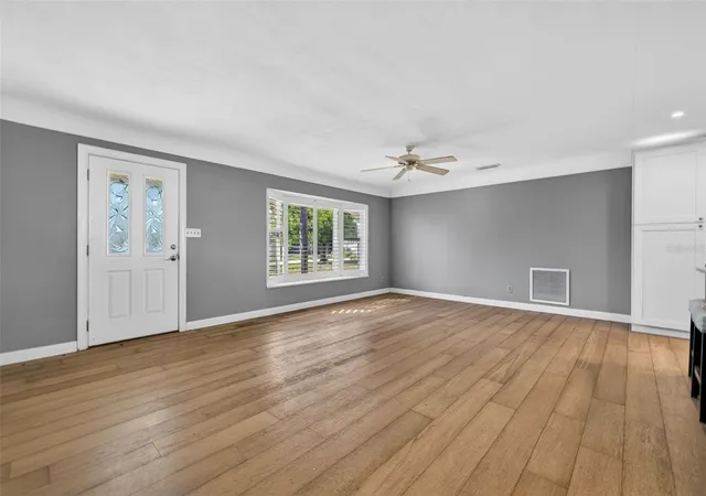Photo 4 of Land for sale at 1276 37th Avenue NE, Saint Petersburg, FL 33704 | MLS# TB8510084 | Listing updated on 2026-08-19