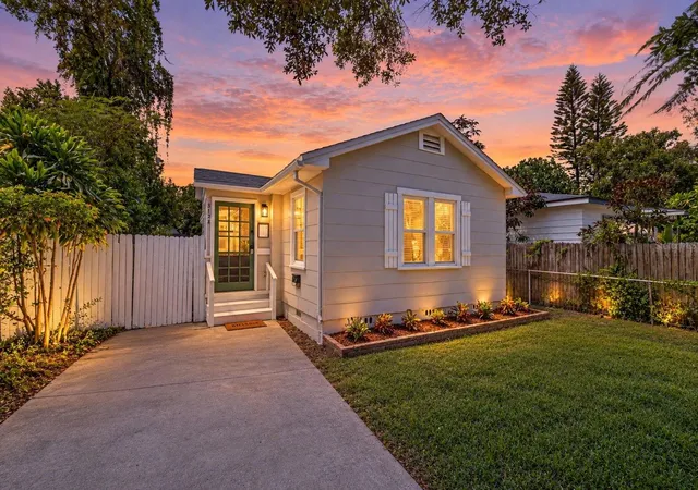 Photo 1 of Single family home for sale at 3134 17th Street N, Saint Petersburg, FL 33713 | MLS# TB8510092 | Listing updated on 2026-10-22