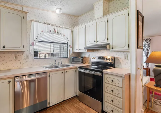 Homes for sale in Zephyrhills, FL | 37621 Rosalita Ave, Zephyrhills, FL 33541 | MLS# TB8510123