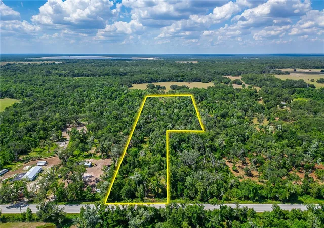 1st image of 672 Hwy, Lithia, FL 33547 | MLS# TB8510144