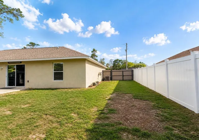 Photo 4 of Single family home for sale at 17023 SW 41st Avenue, Ocala, FL 34473 | MLS# OM724960 | Listing updated on 2026-08-17