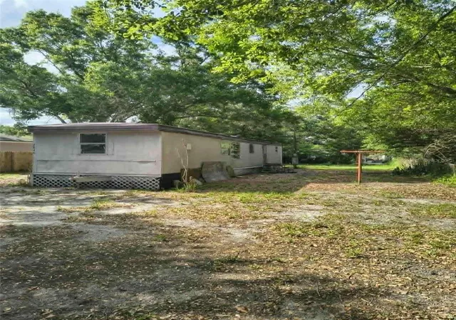 4th image of 2840 Eaton Ave, Lakeland, FL 33803 | MLS# TB8510157
