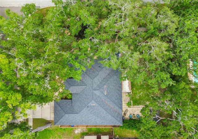 63rd image of 3602 Arlington Oaks Ct, Tampa, FL 33618 | MLS# TB8510163