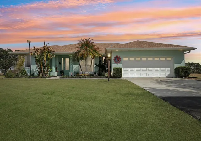 Homes for sale in Sarasota, FL | 803 Bel Air Star Pkwy, Sarasota, FL 34240 | MLS# A4694152