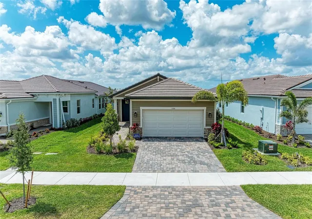 Photo 2 of Single family home for sale at 11566 Boundless Ter, Venice, FL 34293 | MLS# N6144394 | Listing updated on 2026-09-01