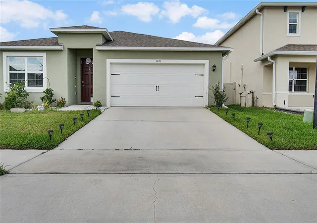 Photo 3 of Single family home for sale at 3201 Eastgrove Ter, Sanford, FL 32771 | MLS# O6409087 | Listing updated on 2026-09-28
