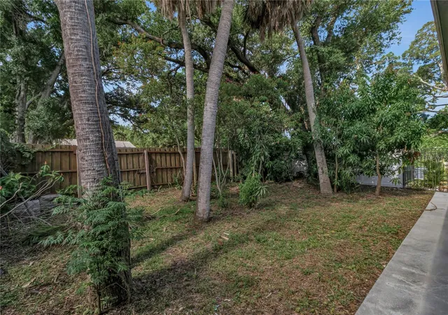 24th image of 1536 25th St, Sarasota, FL 34234 | MLS# A4694175