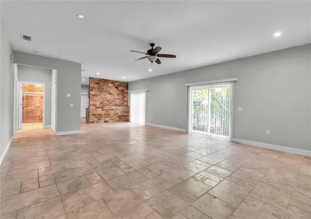3rd image of 1536 25Th St, Sarasota, FL 34234 | MLS# A4694175