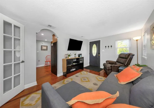 5th image of 414 Tampa Rd, Palm Harbor, FL 34683 | MLS# TB8510203