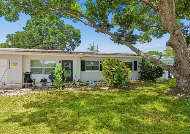 Homes for sale in Dunedin, FL | 1182 Friar Tuck Ln, Dunedin, FL 34698 | MLS# TB8510207
