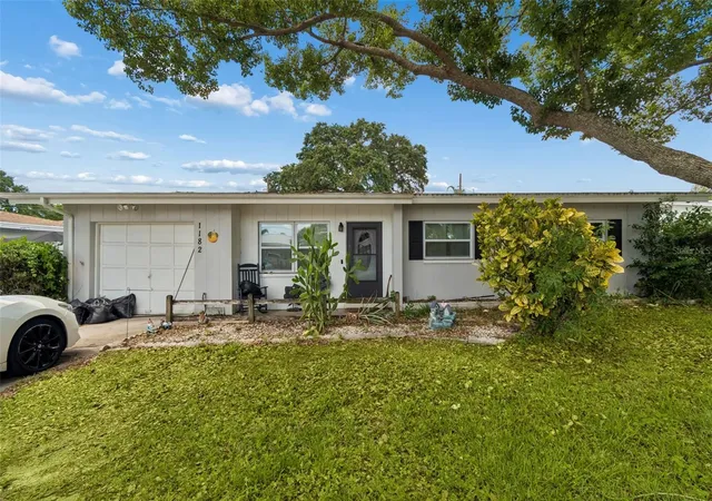 Homes for sale in Dunedin, FL | 1182 Friar Tuck Ln, Dunedin, FL 34698 | MLS# TB8510207