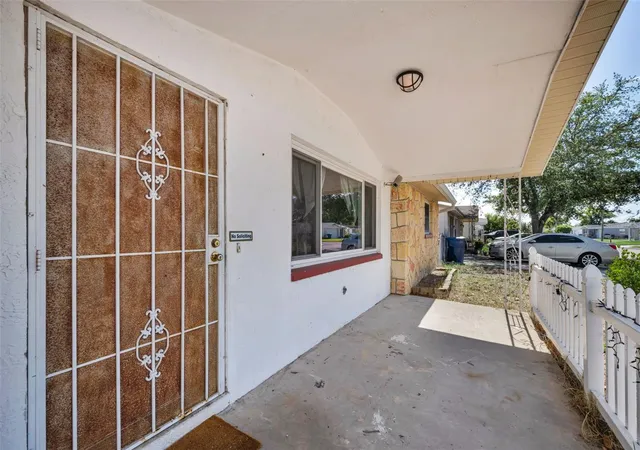 4th image of 3541 Bigelow Dr, Holiday, FL 34691 | MLS# W7885893