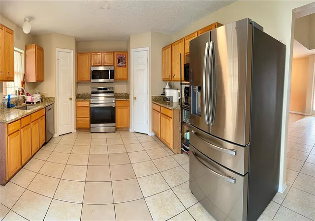 3rd image of 510 Lobelia Dr, Davenport, FL 33837 | MLS# O6409101