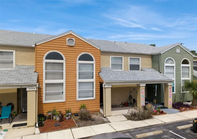Photo 2 of Townhouse for sale at 2460 Summerfield Way, Kissimmee, FL 34741 | MLS# O6409121 | Listing updated on 2026-08-14
