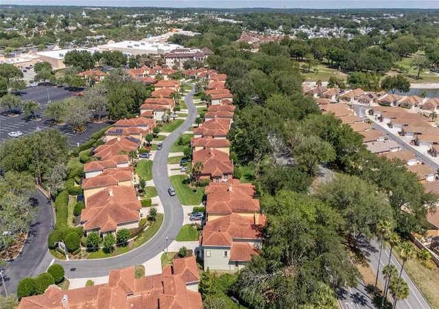 Homes for sale in Lady Lake, FL | 1074 Avenida Sonoma, Lady Lake, FL 32159 | MLS# G5112559