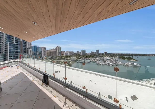 5th image of 688 Golden Gate Pt #801, Sarasota, FL 34236 | MLS# A4694190