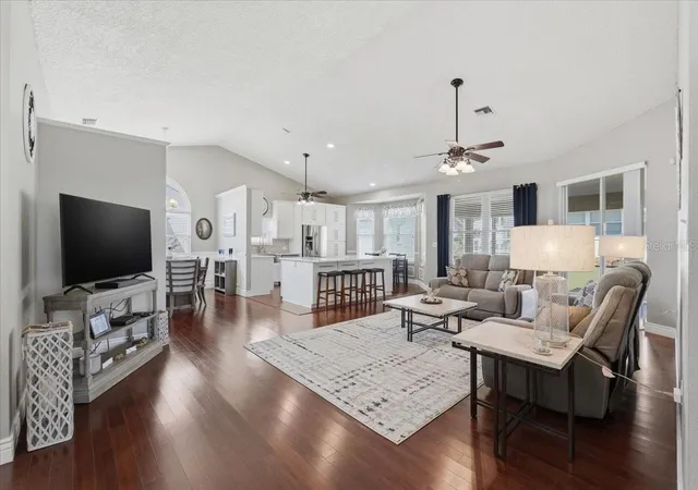 Photo 4 of Single family home for sale at 5832 Swallow Dr, Lakeland, FL 33809 | MLS# L4962016 | Listing updated on 2026-09-24