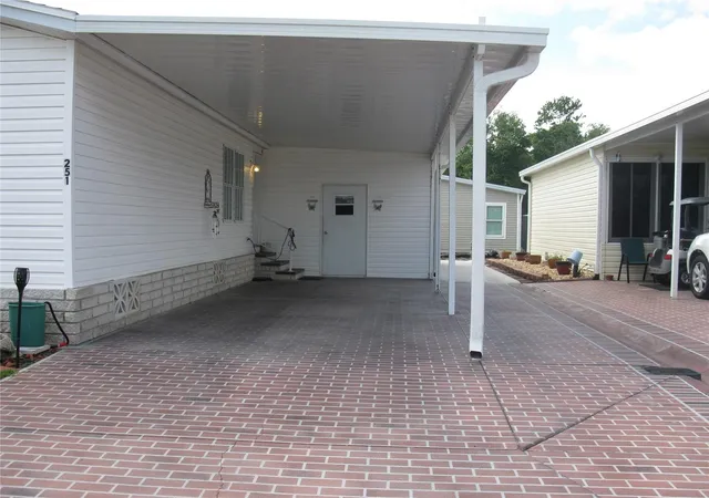 Photo 2 of Manufactured home for sale at 251 Ramsgate Way, Haines City, FL 33844 | MLS# L4962017 | Listing updated on 2026-08-17