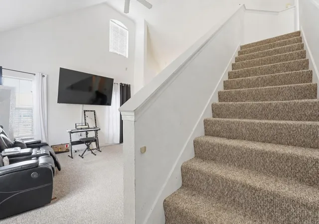 Listing Photo 1 - Condo for sale in building located at 10436 White Lake Ct, TAMPA, FL 33626 - Unit #10436