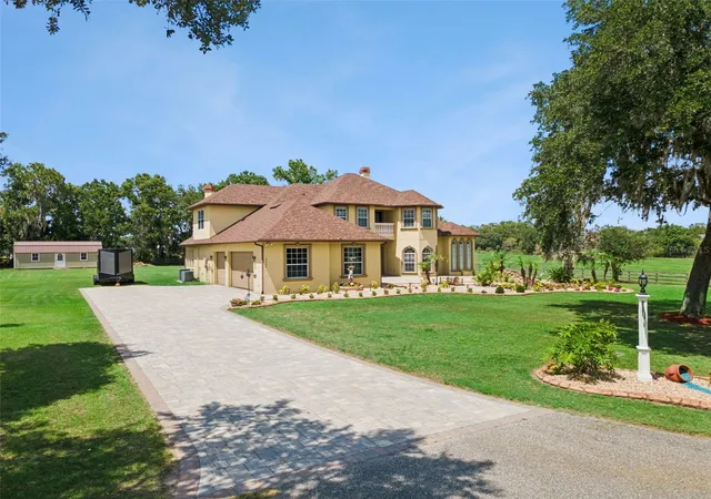 Photo 3 of Single family home for sale at 4524 Stone Wall Ln, Plant City, FL 33567 | MLS# P4938768 | Listing updated on 2026-09-05