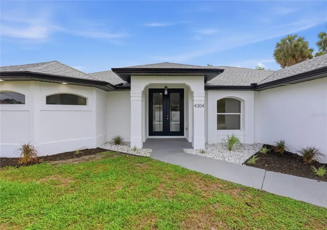 Homes for sale in North Port, FL | 4304 Sedberry Ave, North Port, FL 34288 | MLS# O6409155