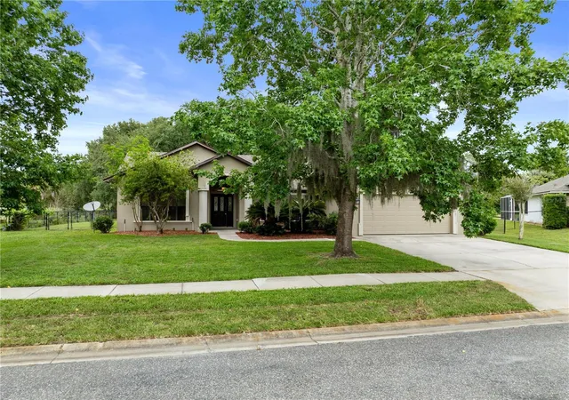 Photo 1 of Single family home for sale at 4924 Raylene Way, St Cloud, FL 34771 | MLS# S5150238 | Listing updated on 2026-08-14