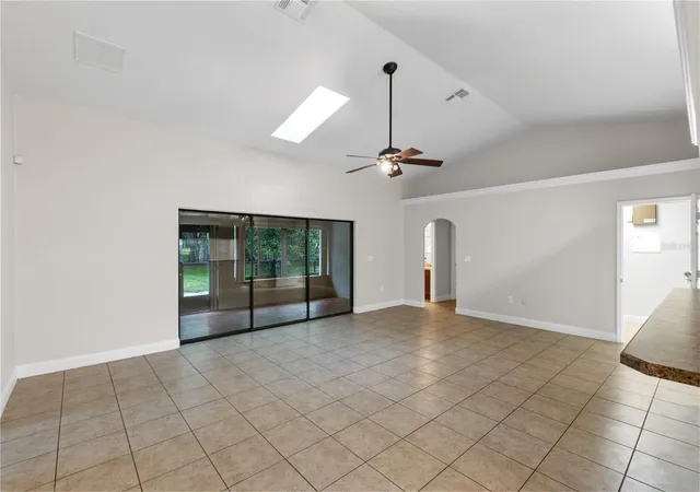 Photo 4 of Single family home for sale at 4924 Raylene Way, St Cloud, FL 34771 | MLS# S5150238 | Listing updated on 2026-08-14