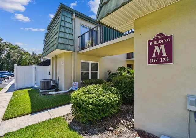 Homes for sale in Clearwater, FL | 1799 N Highland Ave, Clearwater, FL 33755