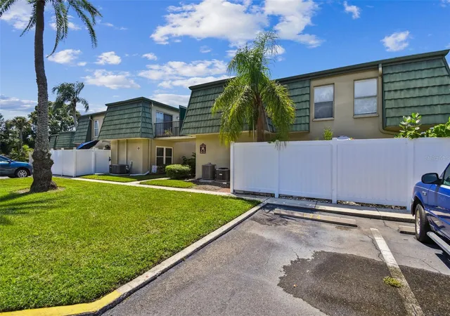 Homes for sale in Clearwater, FL | 1799 N Highland Ave, Clearwater, FL 33755