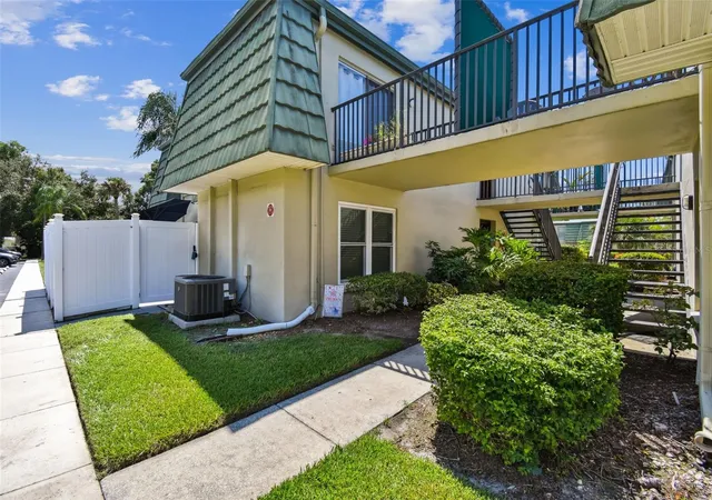 Homes for sale in Clearwater, FL | 1799 N Highland Ave, Clearwater, FL 33755
