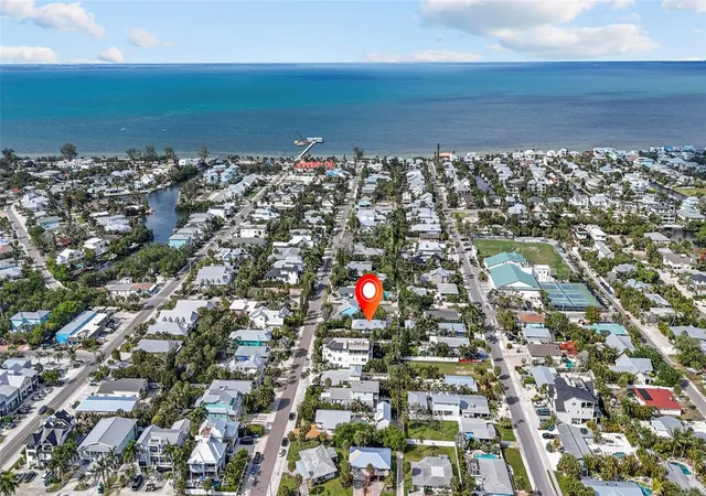 Photo 2 of Single family home for sale at 315 Spring Ave, Anna Maria, FL 34216 | MLS# A4694221 | Listing updated on 2026-05-29