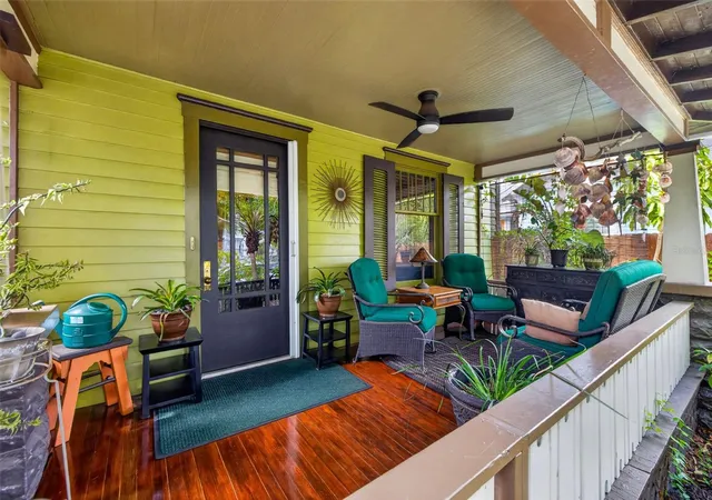 Photo 1 of Single family home for sale at 652 8th Avenue N, Saint Petersburg, FL 33701 | MLS# TB8510345 | Listing updated on 2026-07-21