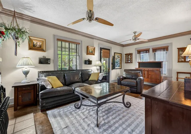 Photo 4 of Single family home for sale at 652 8th Avenue N, Saint Petersburg, FL 33701 | MLS# TB8510345 | Listing updated on 2026-07-21