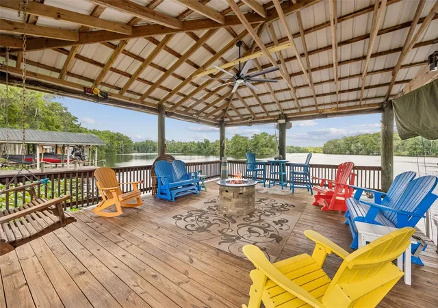 Homes for sale in Satsuma, FL | 329 Paradise Cir, Satsuma, FL 32189 | MLS# GC540449
