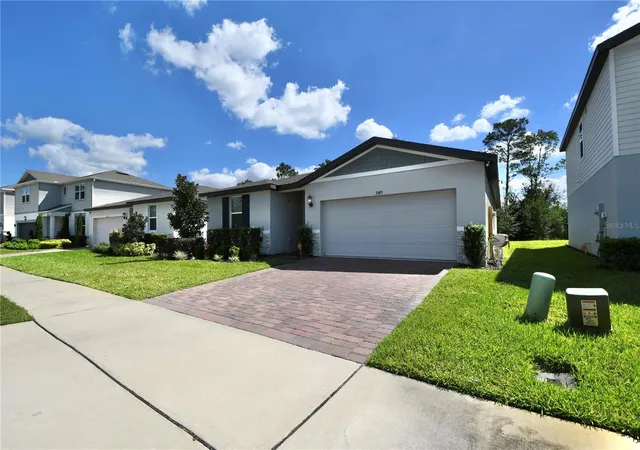 Photo 1 of Single family home for sale at 17413 Back Bay Ct, Clermont, FL 34714 | MLS# S5150252 | Listing updated on 2026-10-20