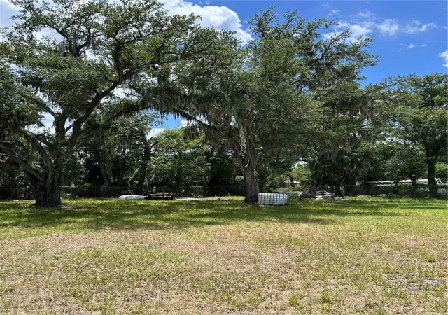 Photo 4 of Land for sale at 0 N Warnell St, Plant City, FL 33563 | MLS# TB8510383 | Listing updated on 2026-08-28