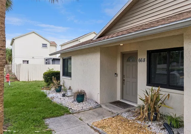 3rd image of 668 Olympic Dr #1, Ocoee, FL 34761 | MLS# O6409258