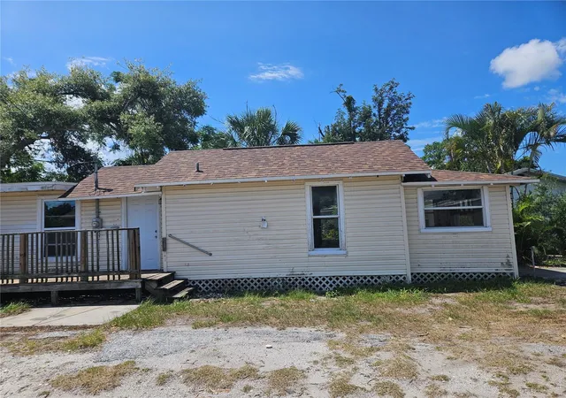Photo 1 of Single family home for sale at 2220 20th Street S, St Petersburg, FL 33712 | MLS# TB8510396 | Listing updated on 2026-05-21