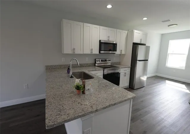 5th image of 17196 Bonnie Ave, Port Charlotte, FL 33954 | MLS# O6409287